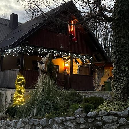 Kuca Za Odmor "Neralic" Vila Josipdol Exterior foto